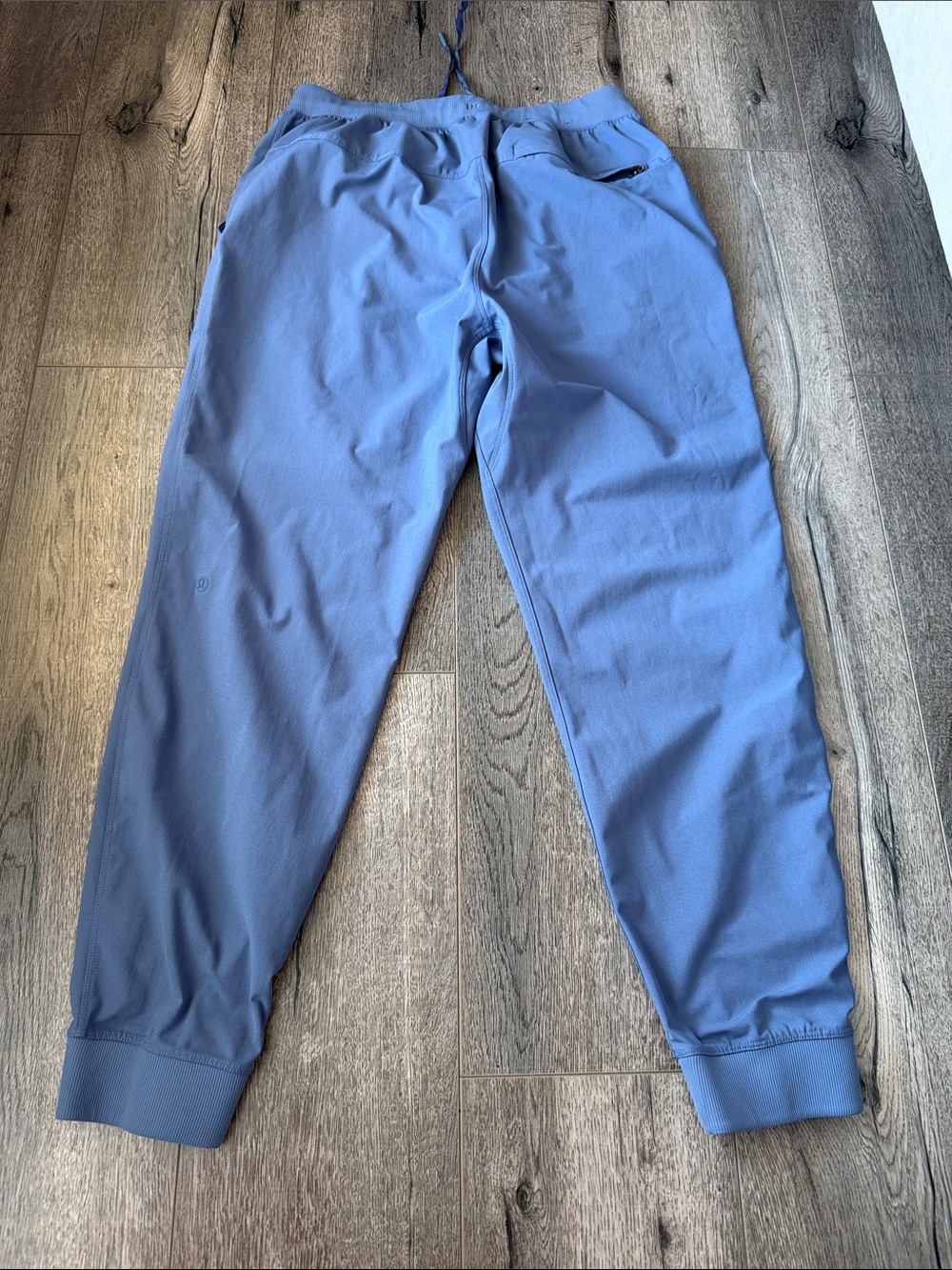 lululemon athletica Men's Joggers in Dusty Blue